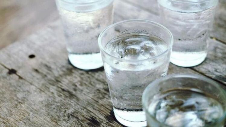 Pri uporabi diuretikov za hujšanje morate piti veliko vode. 